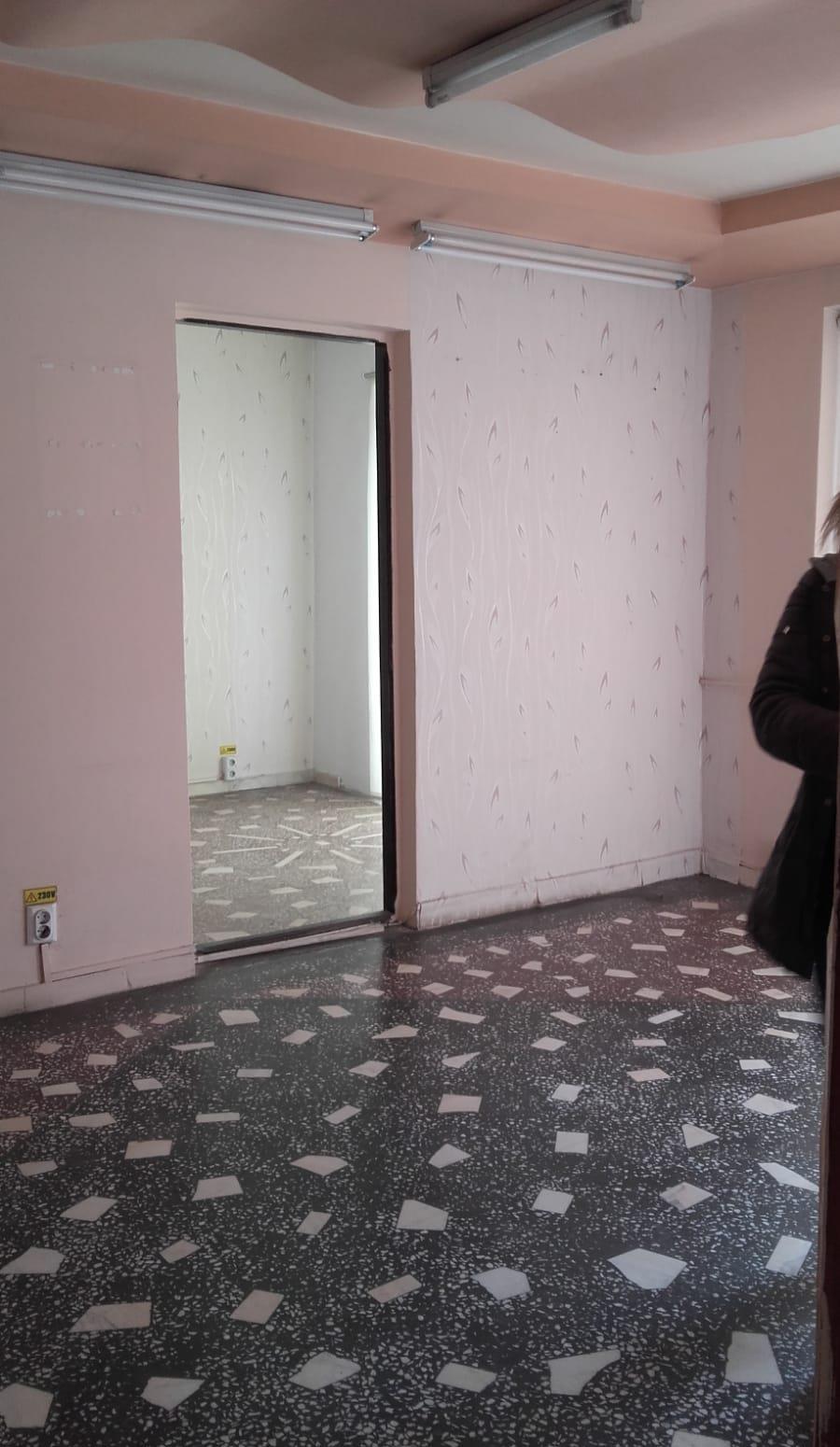 Spatiu comercial Martirilor artera 50 mp langa piata