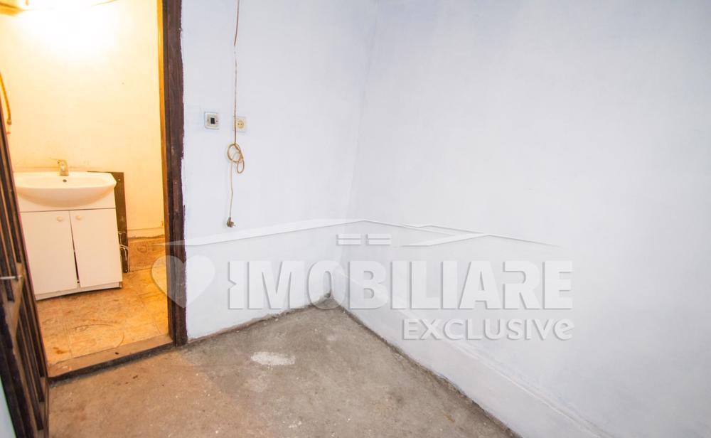 Spatiu comercial, posibilitate sediu firma - Micalaca, Arad