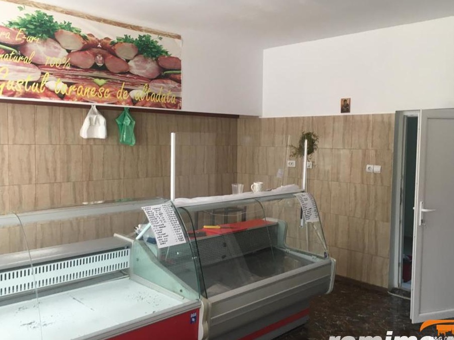 Spatiu comercial Sacalaz 65mp