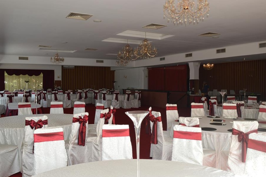 SPATIU COMERCIAL- SALON EVENIMENTE