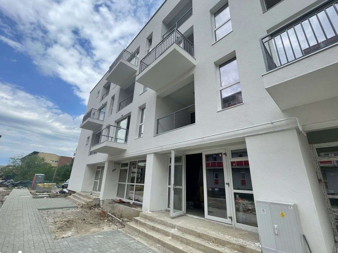 Spatiu comercial servicii medicale