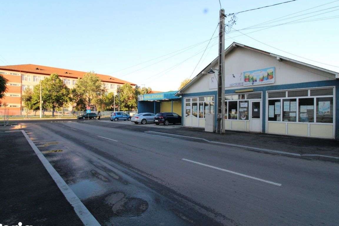 Spatiu comercial strada Jiului Rovinari