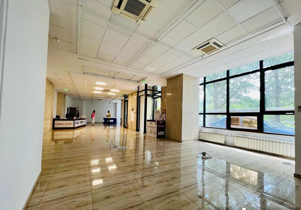 Spațiu  Comercial Ultra central Libertății- Izvor