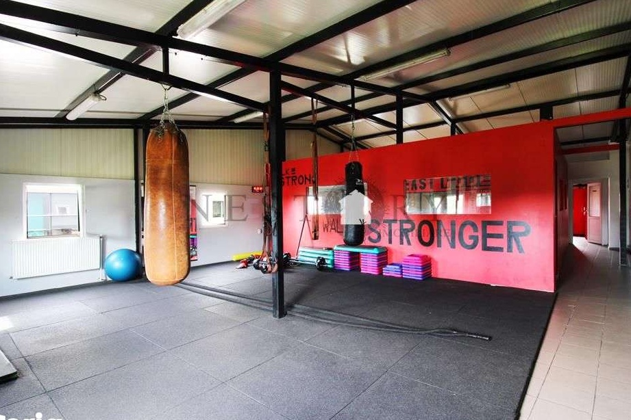 Spatiu comercial ultracentral|multifunctional650 mp|Zona 0