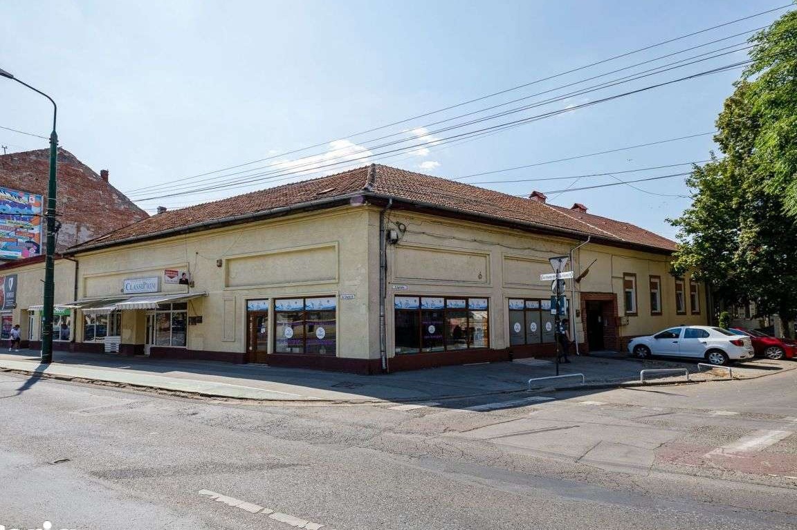 Spatiu comercial VITRAT | 65 mp | Vitrina 6.7 m | P-ta Maria | Com 0%