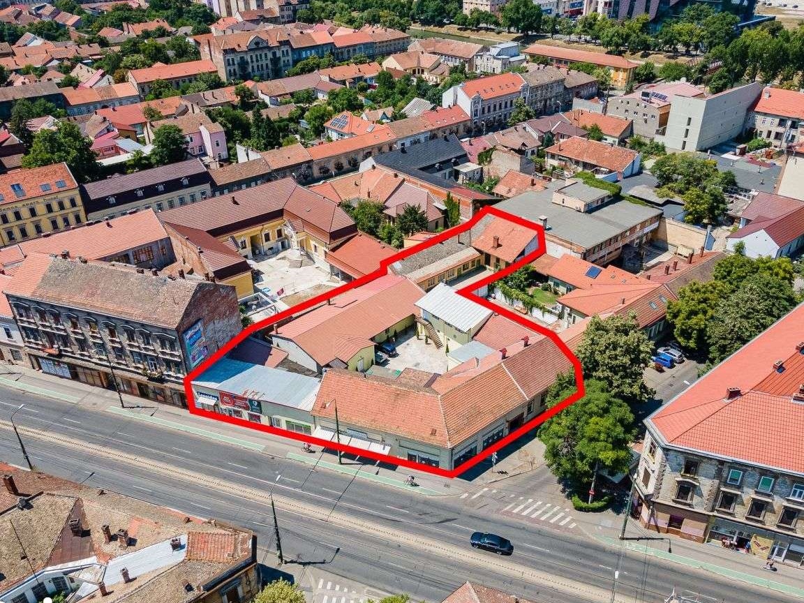 Spatiu comercial VITRAT | 65 mp | Vitrina 6.7 m | P-ta Maria | Com 0%
