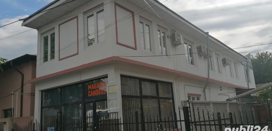 Spatiu comercial zona Bazinului de inot din Roman