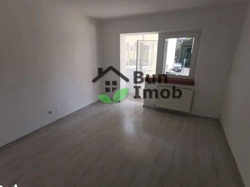 Spatiu comercial/birou ideal pentru cabinete, 76mp, zona Astra 00S002