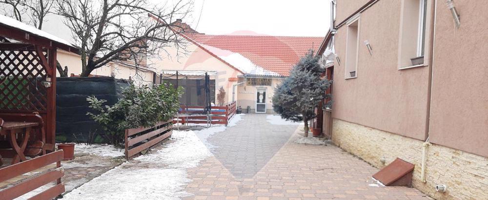 Spațiu comercial,clinica medicala la casa , teren 641 mp.,zona Central