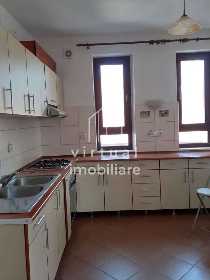 Spatiu de birouri cu 4 camere - terasa 22.5 mp  - Calea Dumbravii