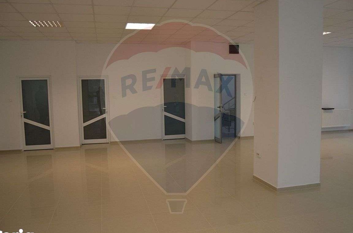 Spațiu de birouri de 264mp de închiriat  Militari - Lujerului