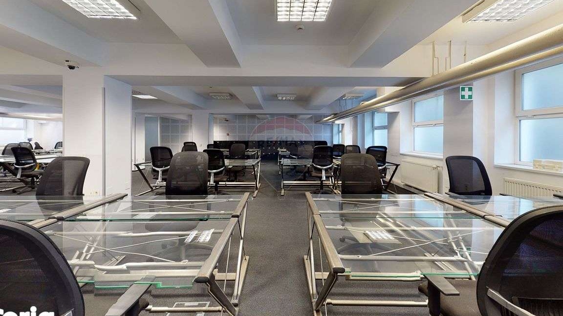 Spațiu de birouri de vanzare/inchiriat in Bdul Basarabiei