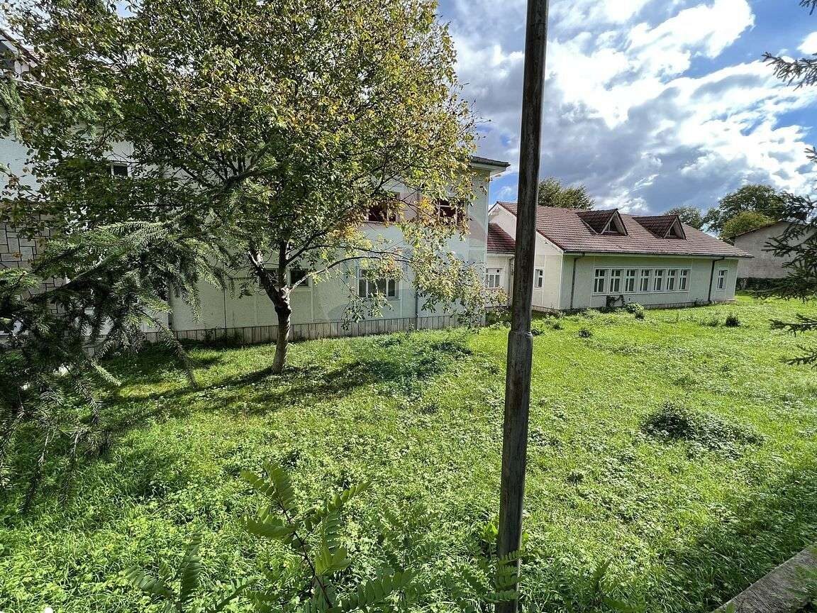 Spatiu de birouri + teren in DARMANESTI de vanzare