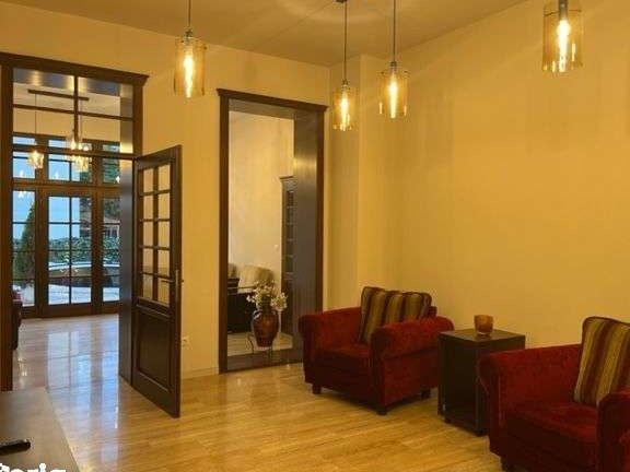 Spatiu de birouri, Zona Centrala cu spatii de parcare