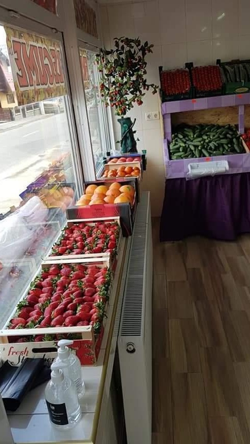 Spațiu de închiriat în Valea Doftanei, situat la strada principala!