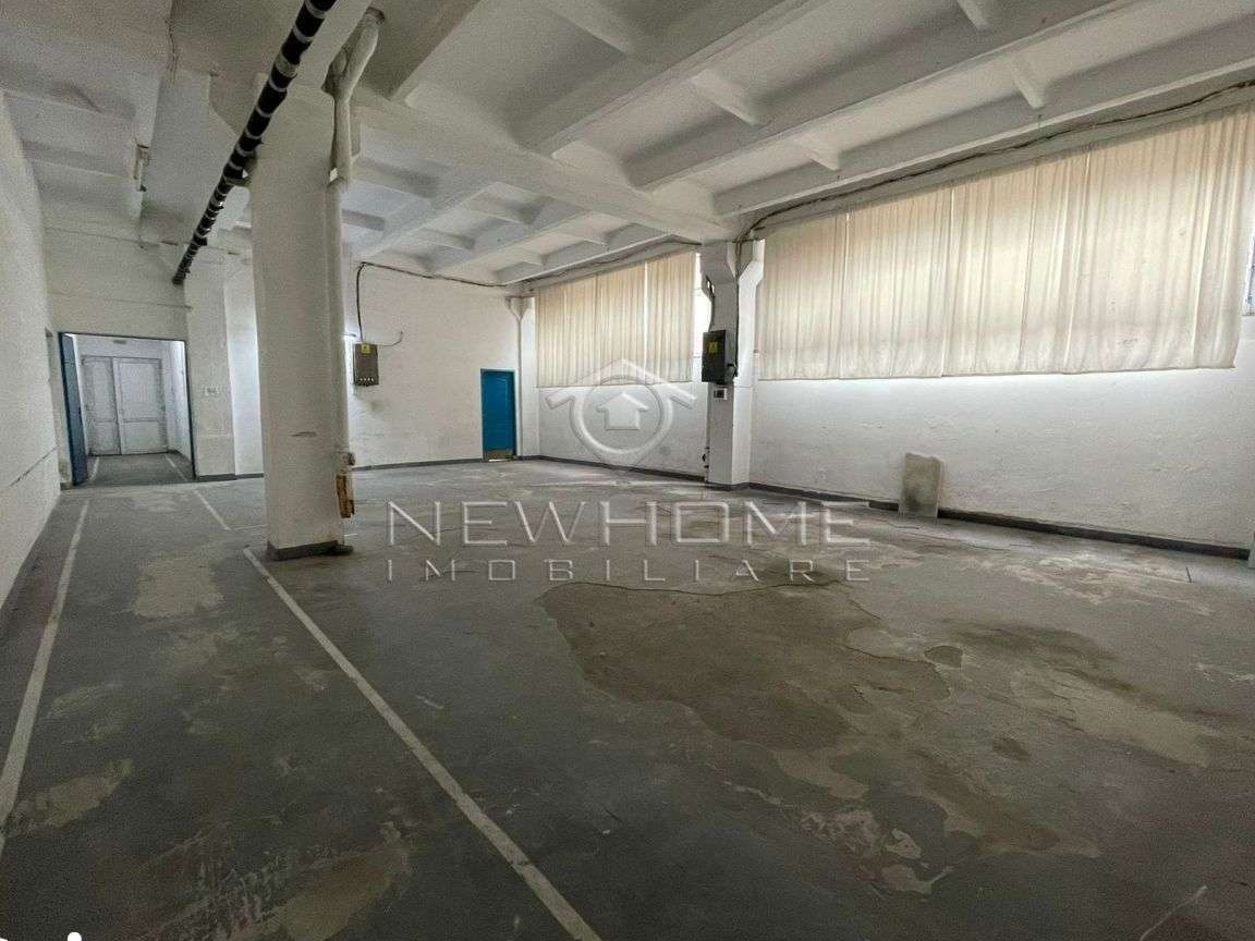 Spatiu depozitare 250 mp, in Piata 1 MAI zona Clujana