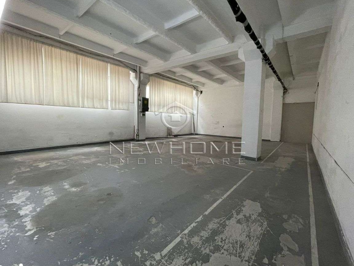 Spatiu depozitare 250 mp, in Piata 1 MAI zona Clujana