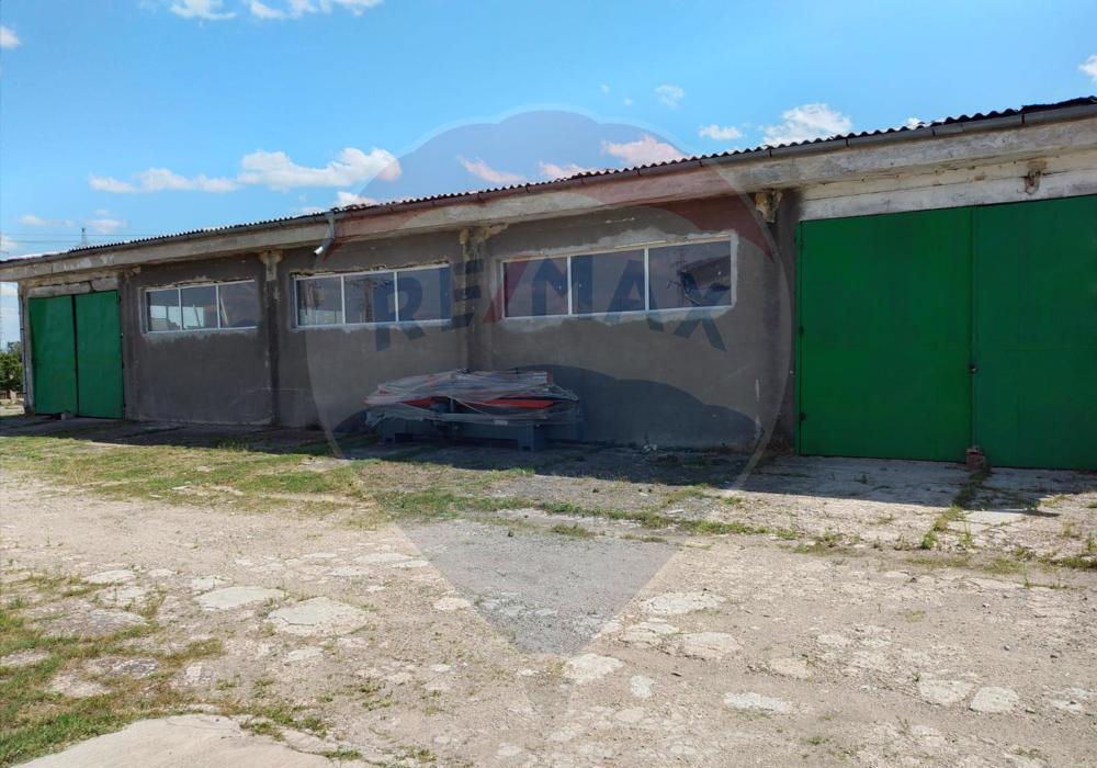 Spațiu industrial ,3 hale cu teren 10807 mp.,loc.Chistag