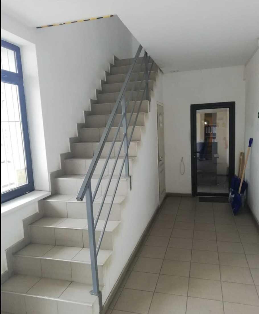 Spatiu industrial cladire birouri + depozit/productie proprietar