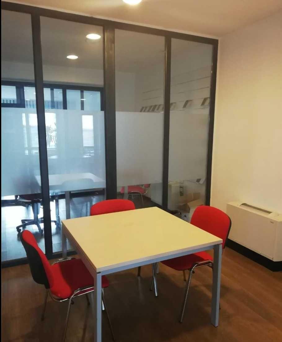 Spatiu industrial cladire birouri + depozit/productie proprietar