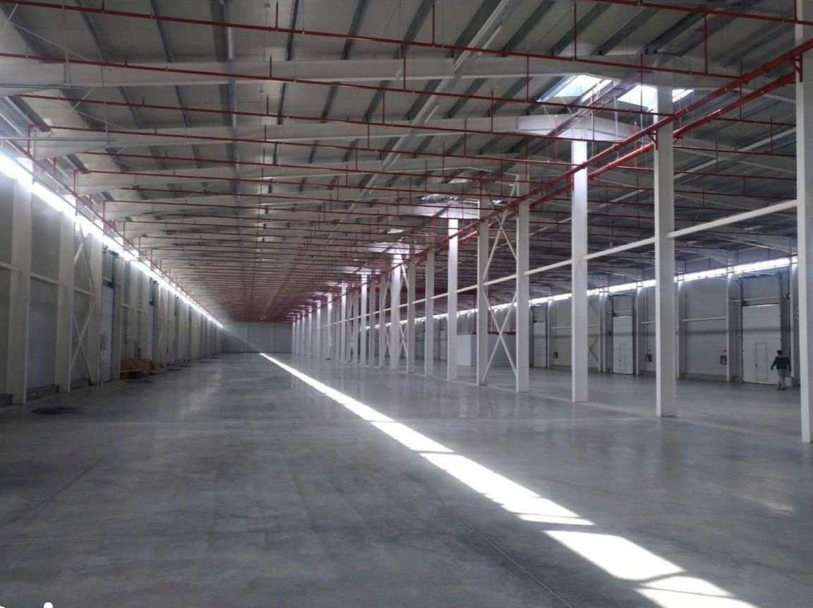 Spatiu industrial de 9000 mp | Cernica | Zona Industriilor