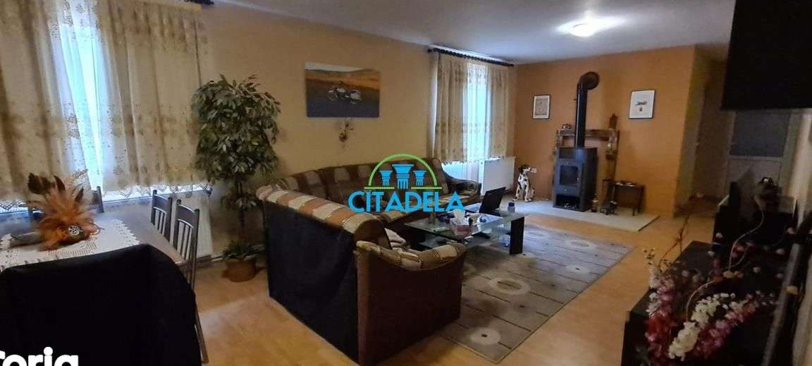 Spatiu Industrial si casa 4 camere de inchiriat, Alba Iulia, Cetate