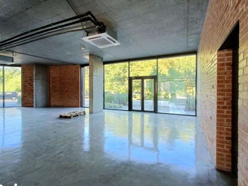 Spatiu Open Space, Design Industrial, Pompe de Caldura