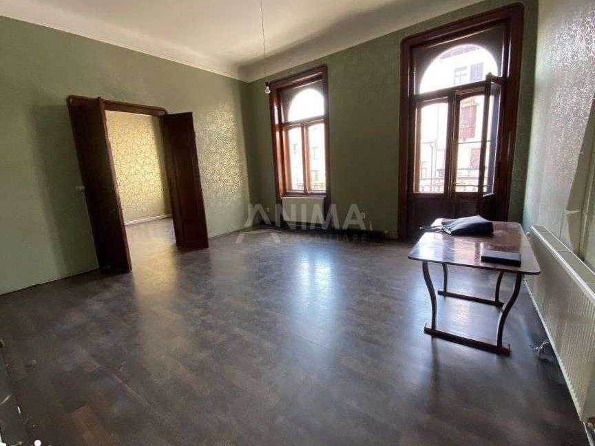 Spatiu pentru birou in zona Centrala, Bulevardul Eroilor