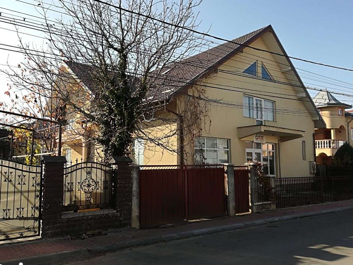 Spatiu pretabil birouri, servicii, mica productie - CF spatiu