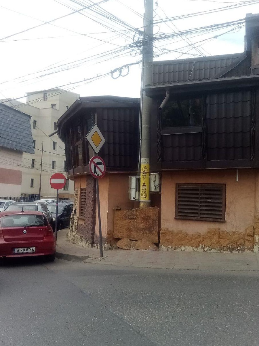 Spațiu Ultracentral