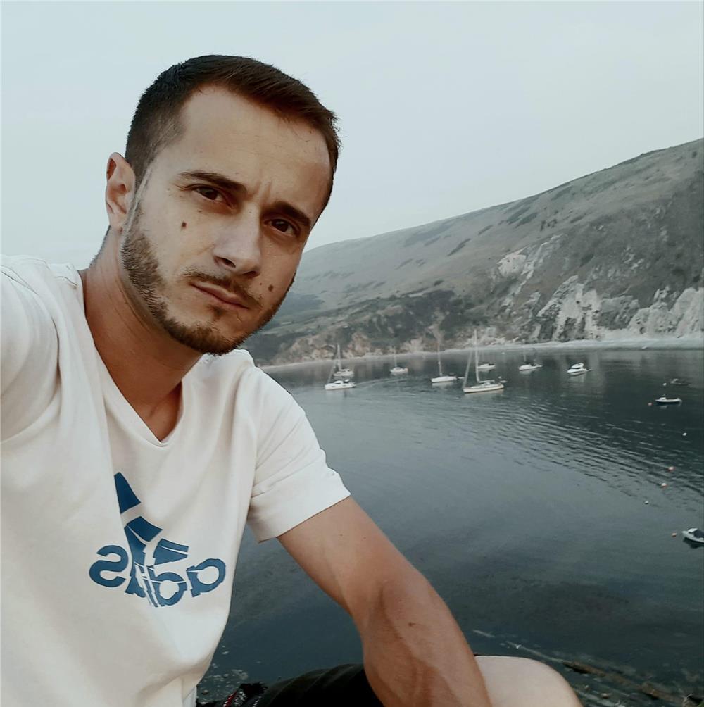 speranta moare prima, daca incetezi sa crezi