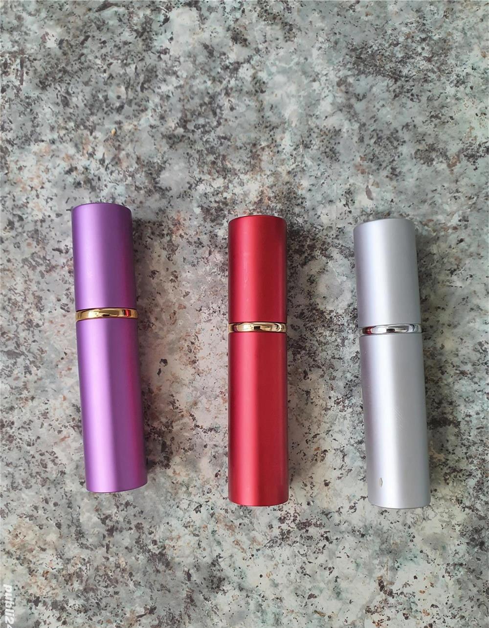 Spray cu piper tip ruj
