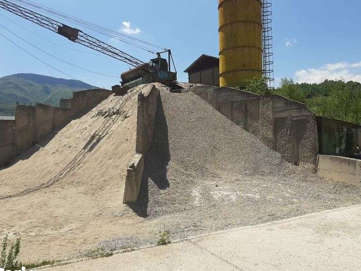 Statie de betoane +teren 800mp