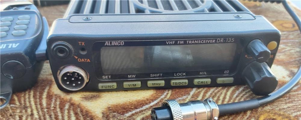 statie  ptr Taxi ALINCO DR-135