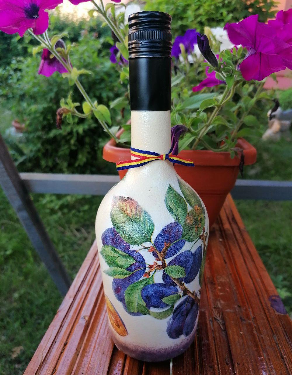 Sticla decorată manual