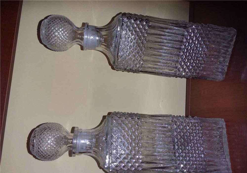 Sticle din cristal, vechi