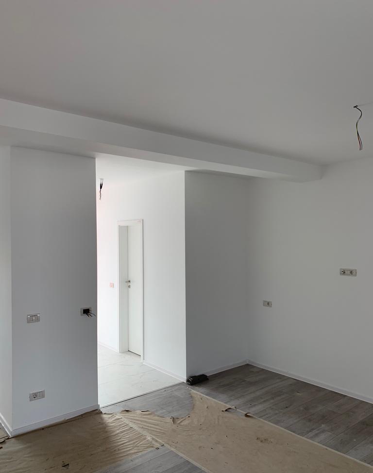 Stil Modern! Teren Generos! Toate Utilitatile!