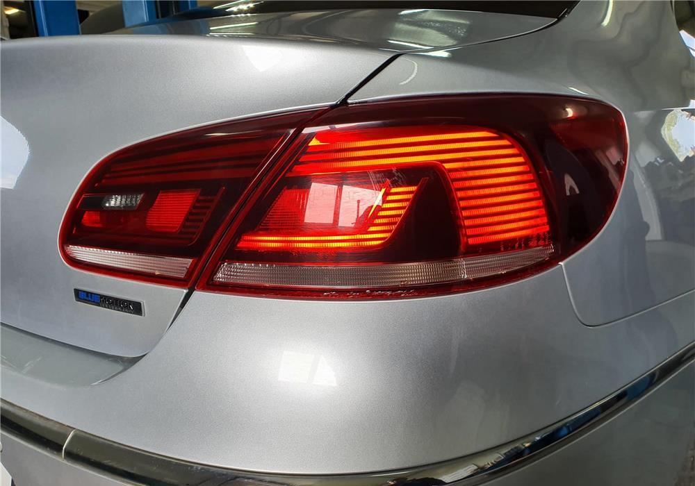 Stop dreapta VW PASSAT CC MK2 facelift 2013