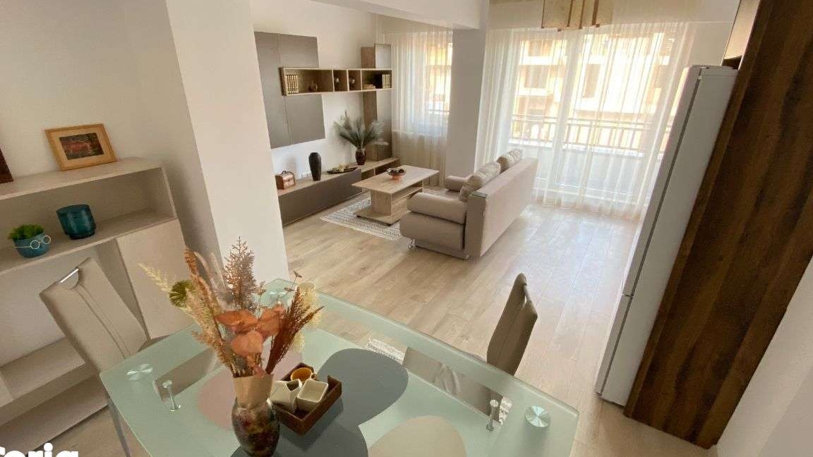 Studio Bloc Nou Tractorul