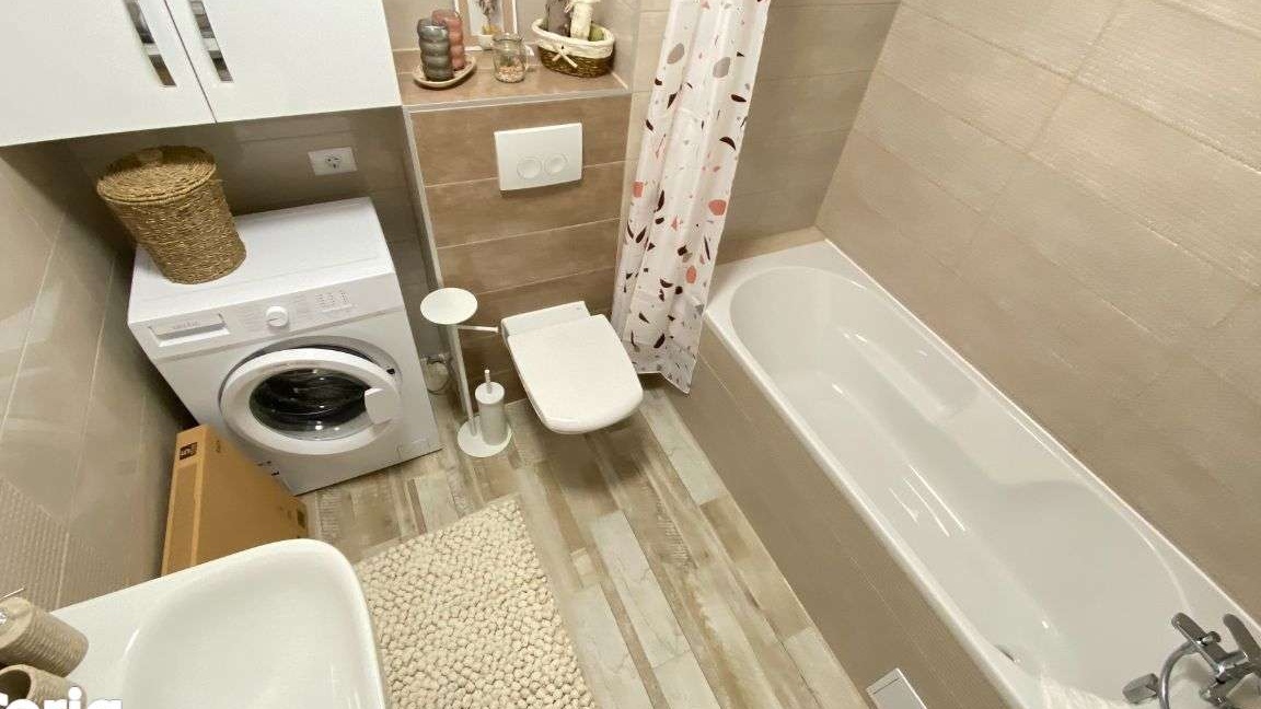 Studio Bloc Nou Tractorul