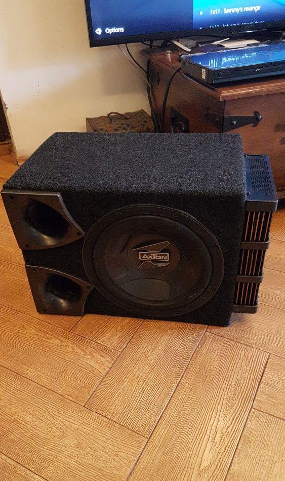 Subwoofer si statie germany schimb cu soundbar