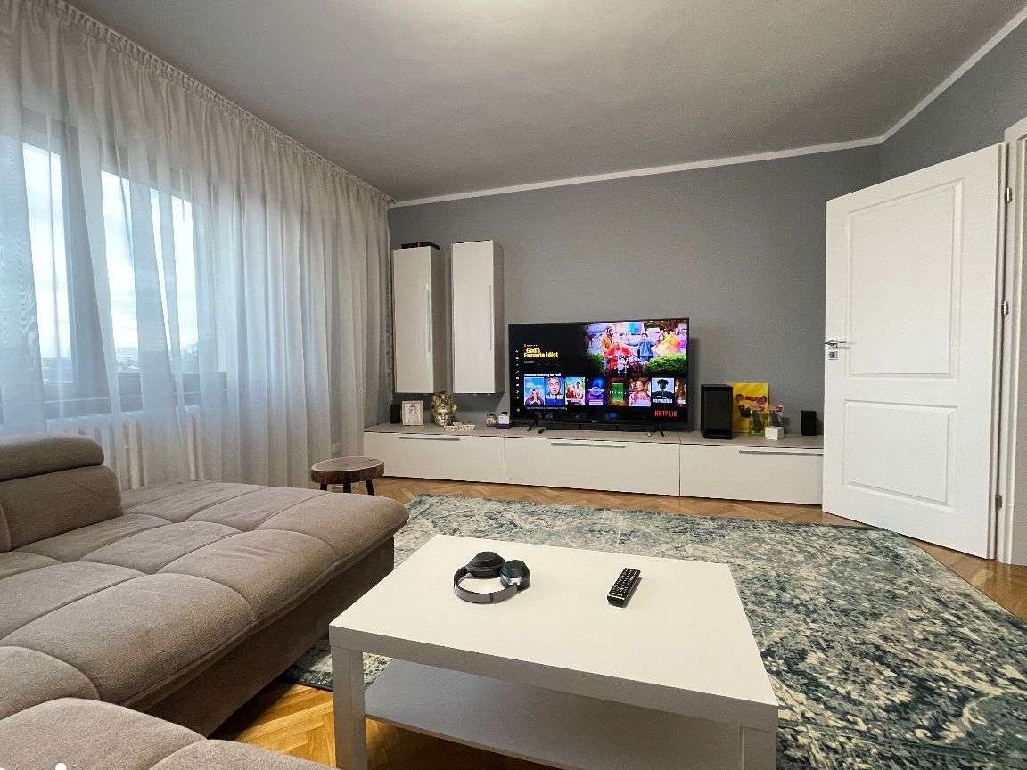 Super Apartament 4 camere pe Aleea Muscel // direct de la proprietar