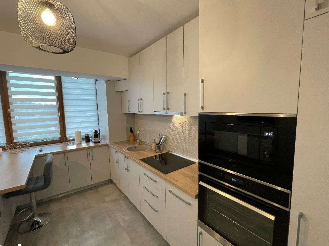 Super Apartament 4 camere pe Aleea Muscel // direct de la proprietar
