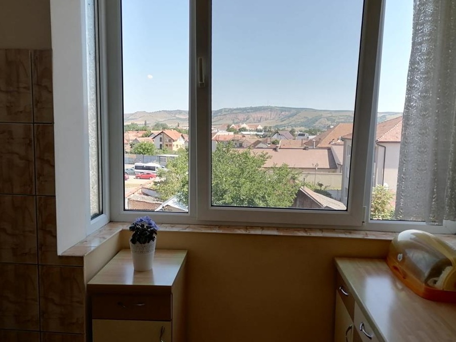 SUPER OFERTĂ Apartament 4 camere central Sebeș