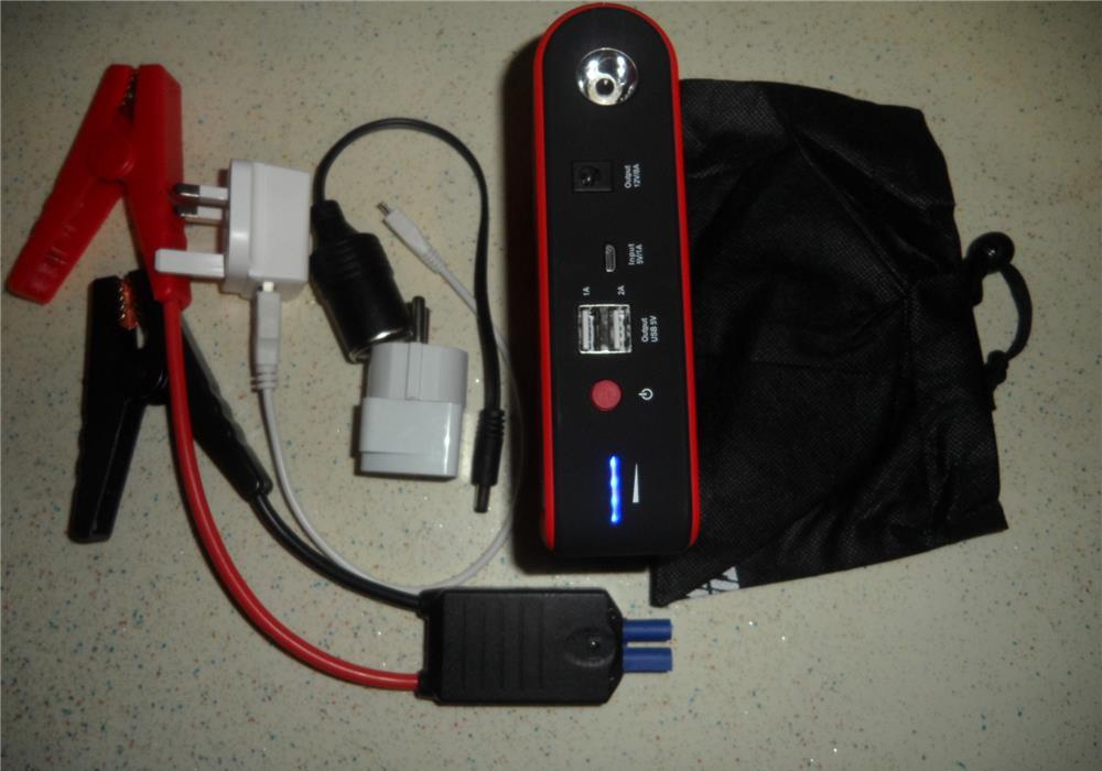 Sursa externa / robot de pornire auto 7000 mA
