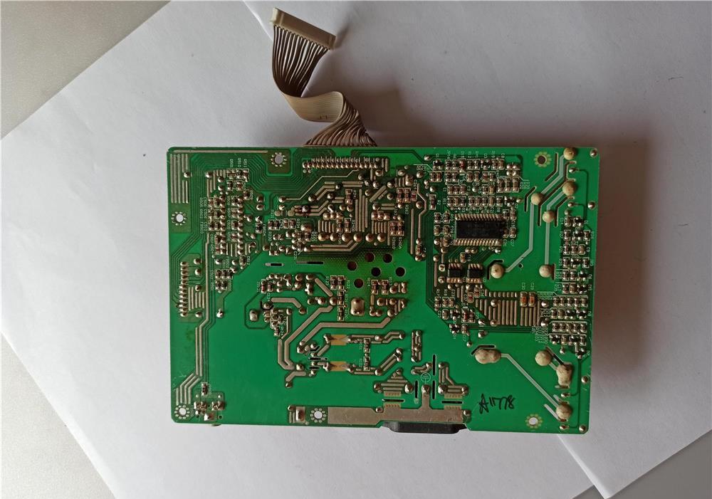 Sursa monitor FSP043-1PI01