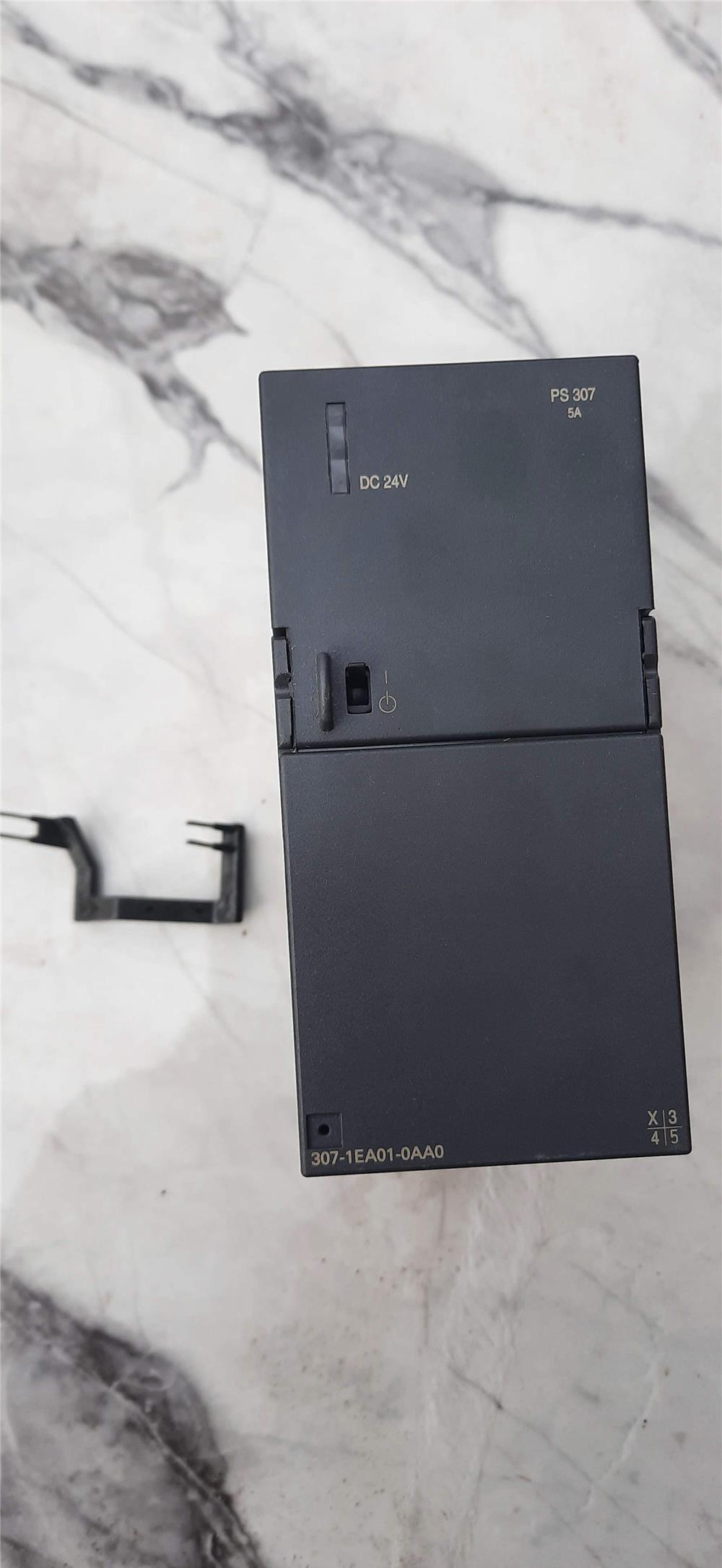 SURSA - SIMATIC S7-300 STABILIZED POWER SUPPLY PS307 INPUT: 120/230 V AC OUTPUT: DC 24 V DC/5 A