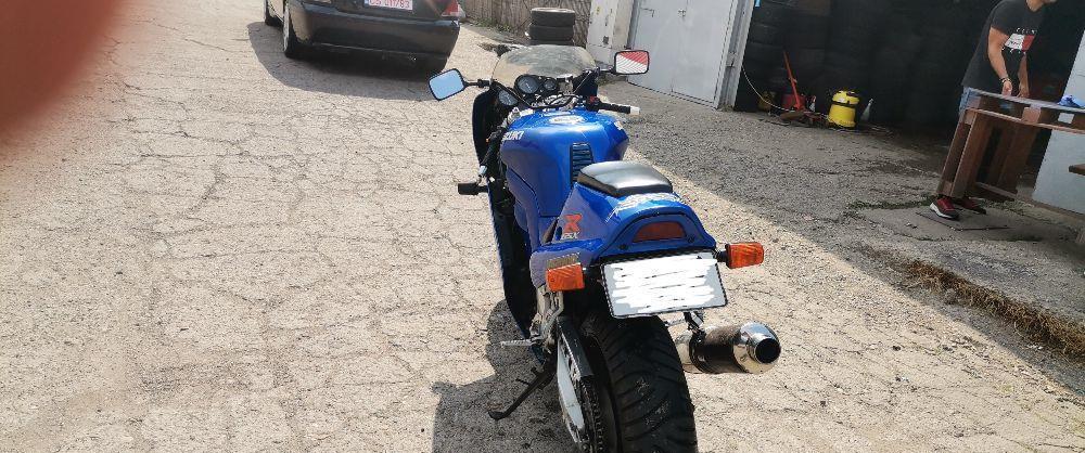 Suzuki Gsxr