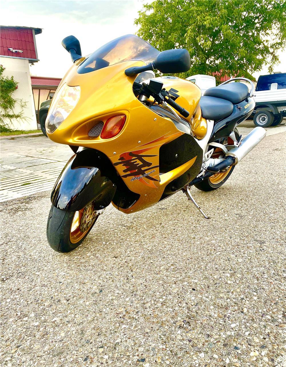 Suzuki Hayabusa 1300R