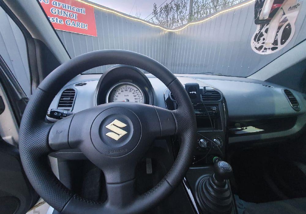 Suzuki splash